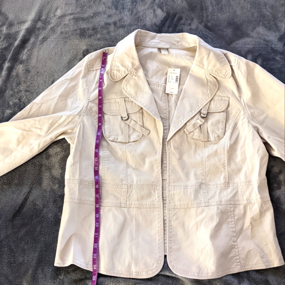 Light weight jacket